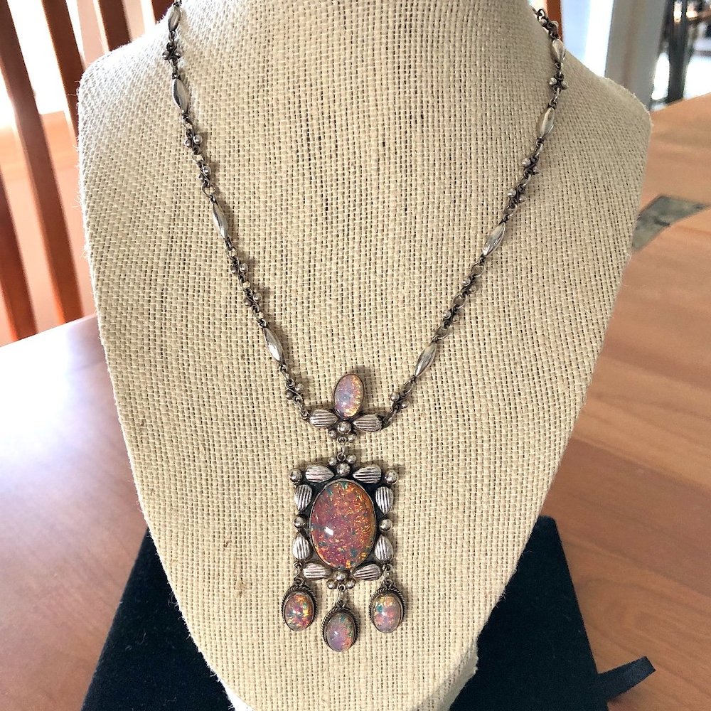 Unique Vintage Sterling Silver Necklace w/ simulated opals--in fabulous shape